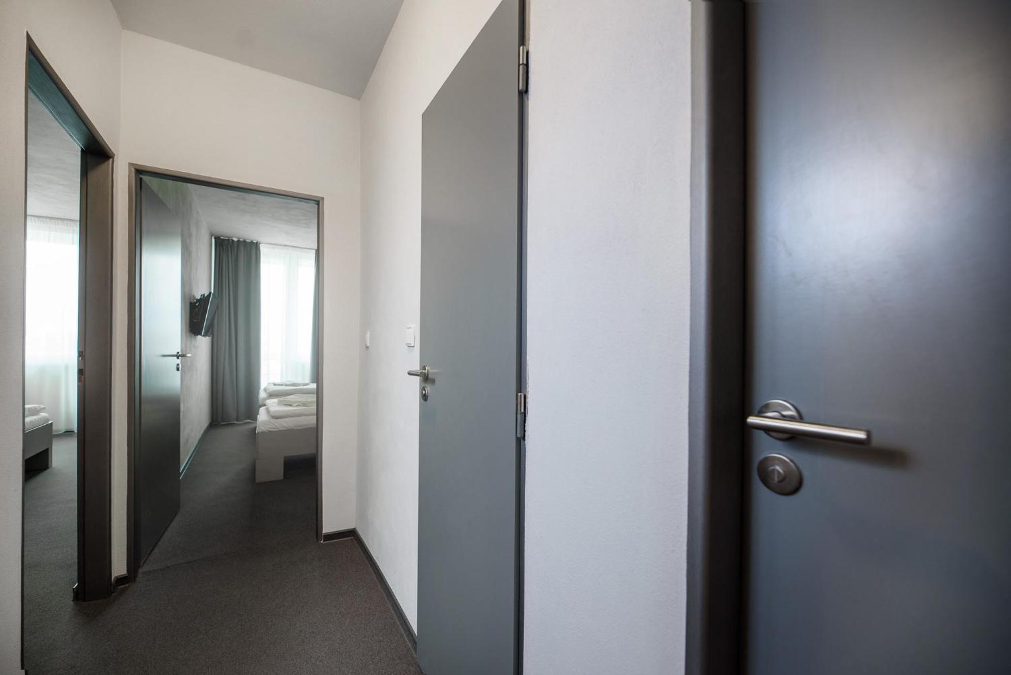 Hotel Atom Třebíč Εξωτερικό φωτογραφία