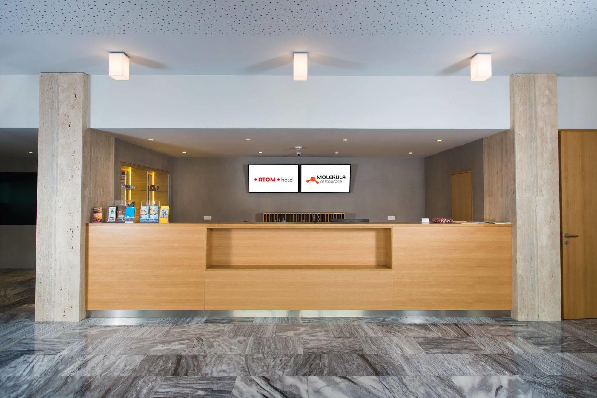 Hotel Atom Třebíč Εξωτερικό φωτογραφία